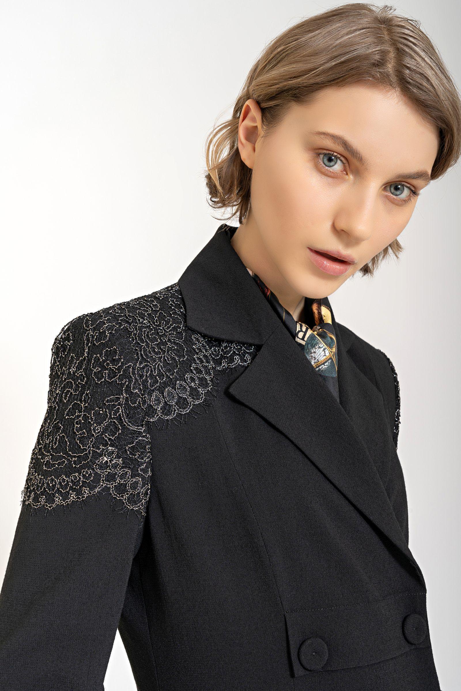 Blazer con applicazioni - immagine 4