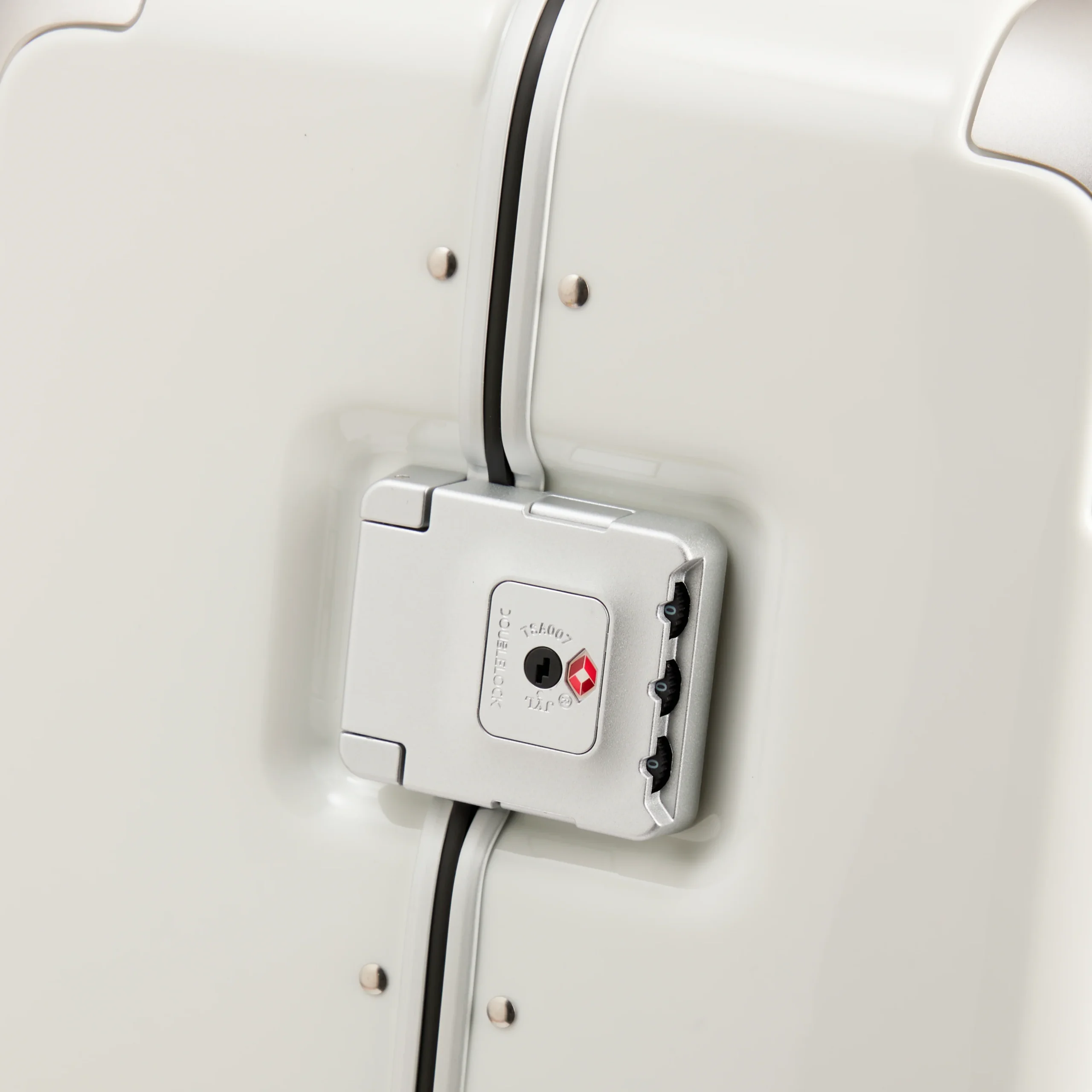 4-WHEEL CABIN SUITCASE - immagine 6