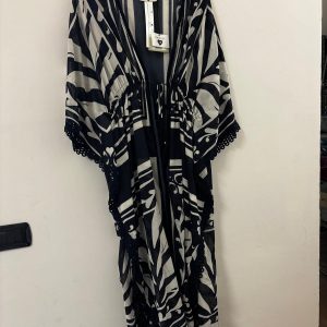 Caftano Twinset Fantasia Foulard – Eleganza Iconica da Mare