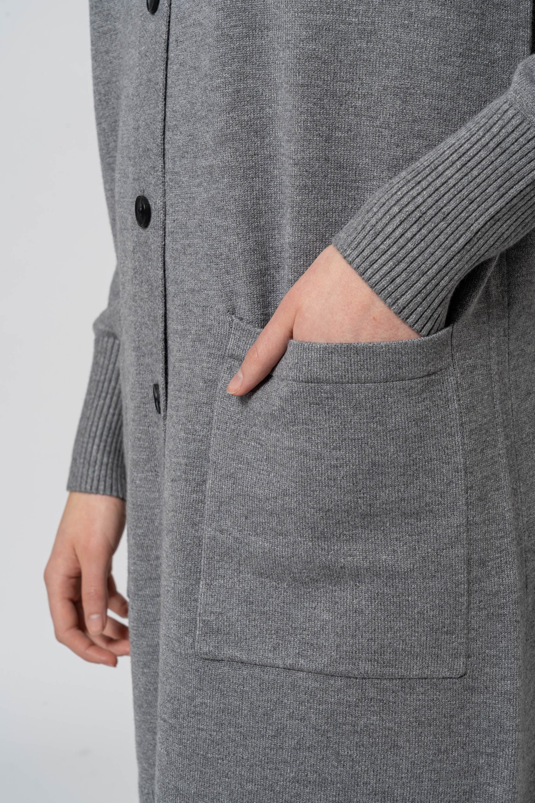 Cardigan scollo a v basic grigio - immagine 3