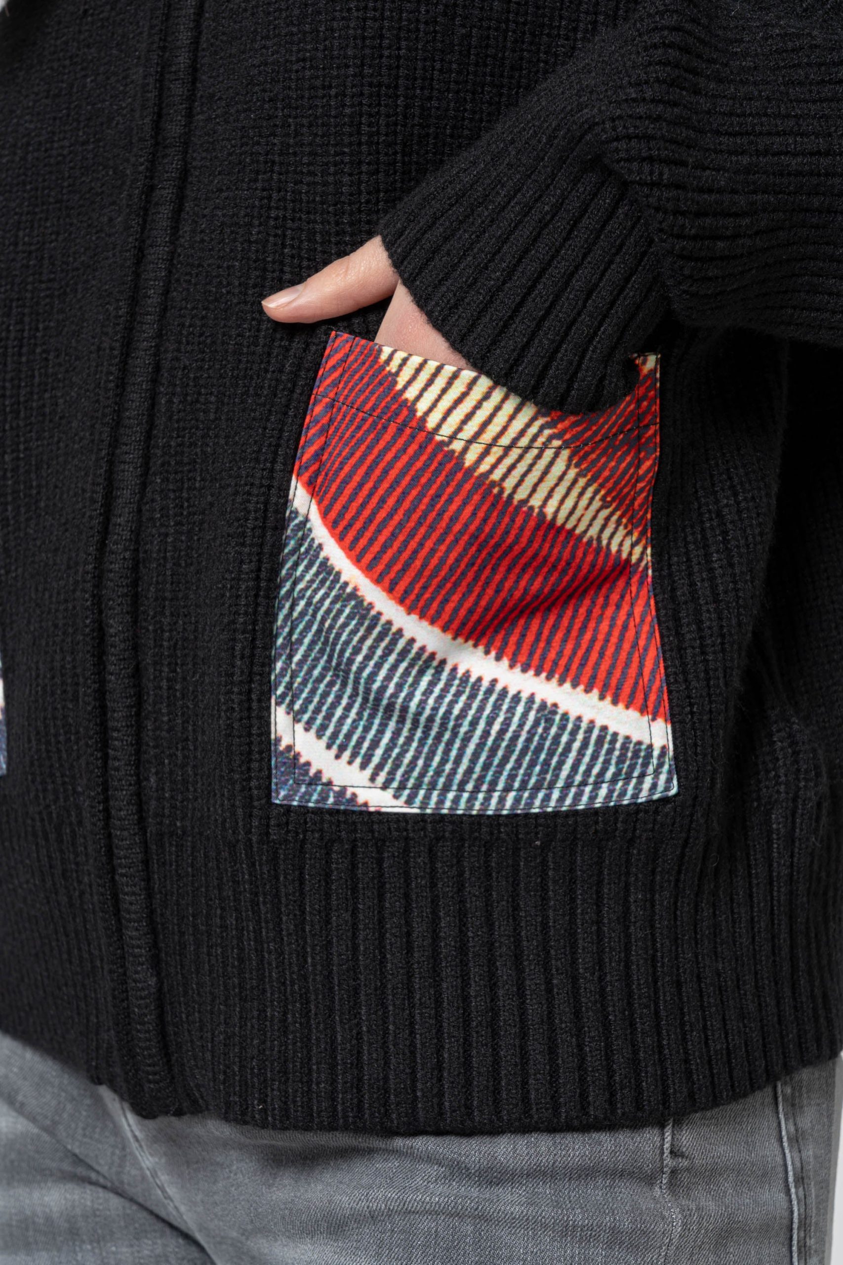 Maglia corta con zip - immagine 4