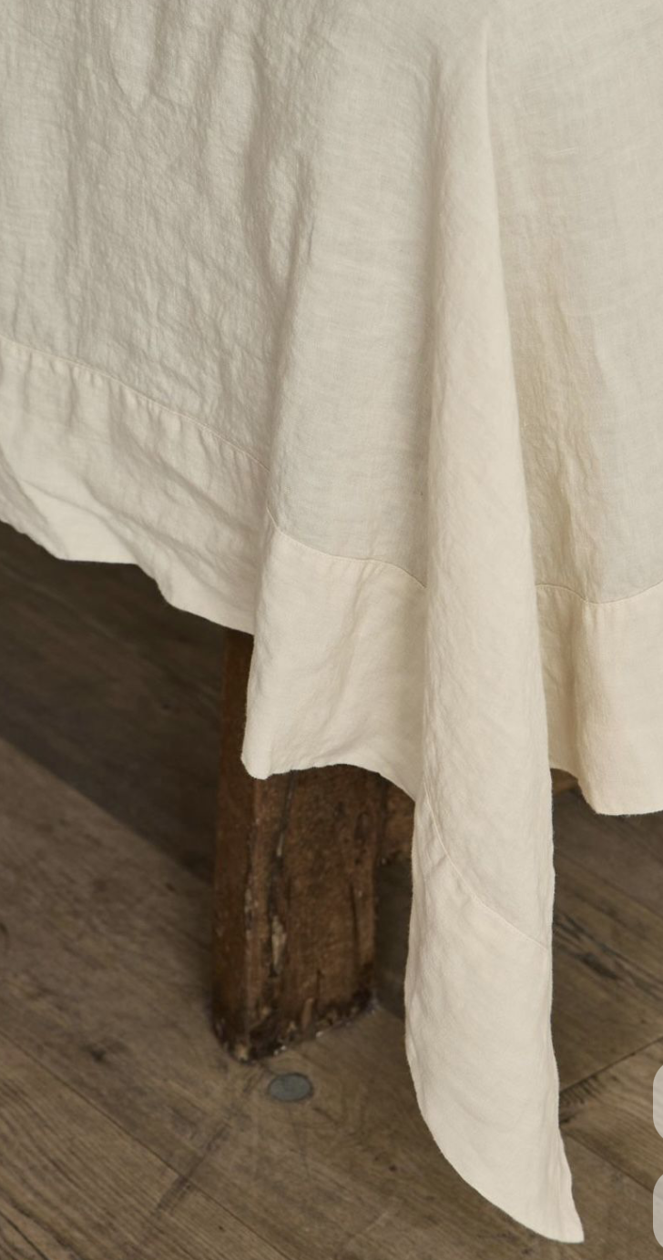 Tovaglia o Servizio da Tavola LAMBO Biancheria – Completamente Personalizzabile