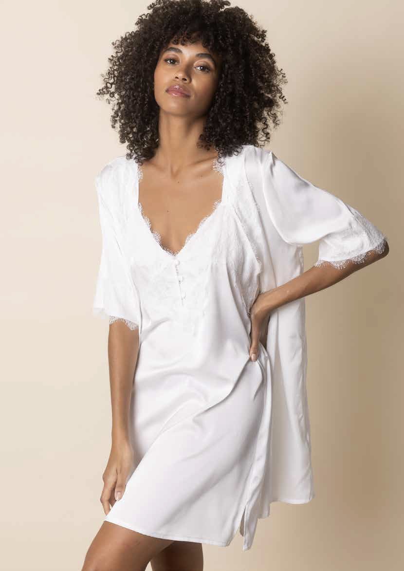 Vestaglietta in Raso con Manica a Tre Quarti e Dettaglio in Pizzo - immagine 2