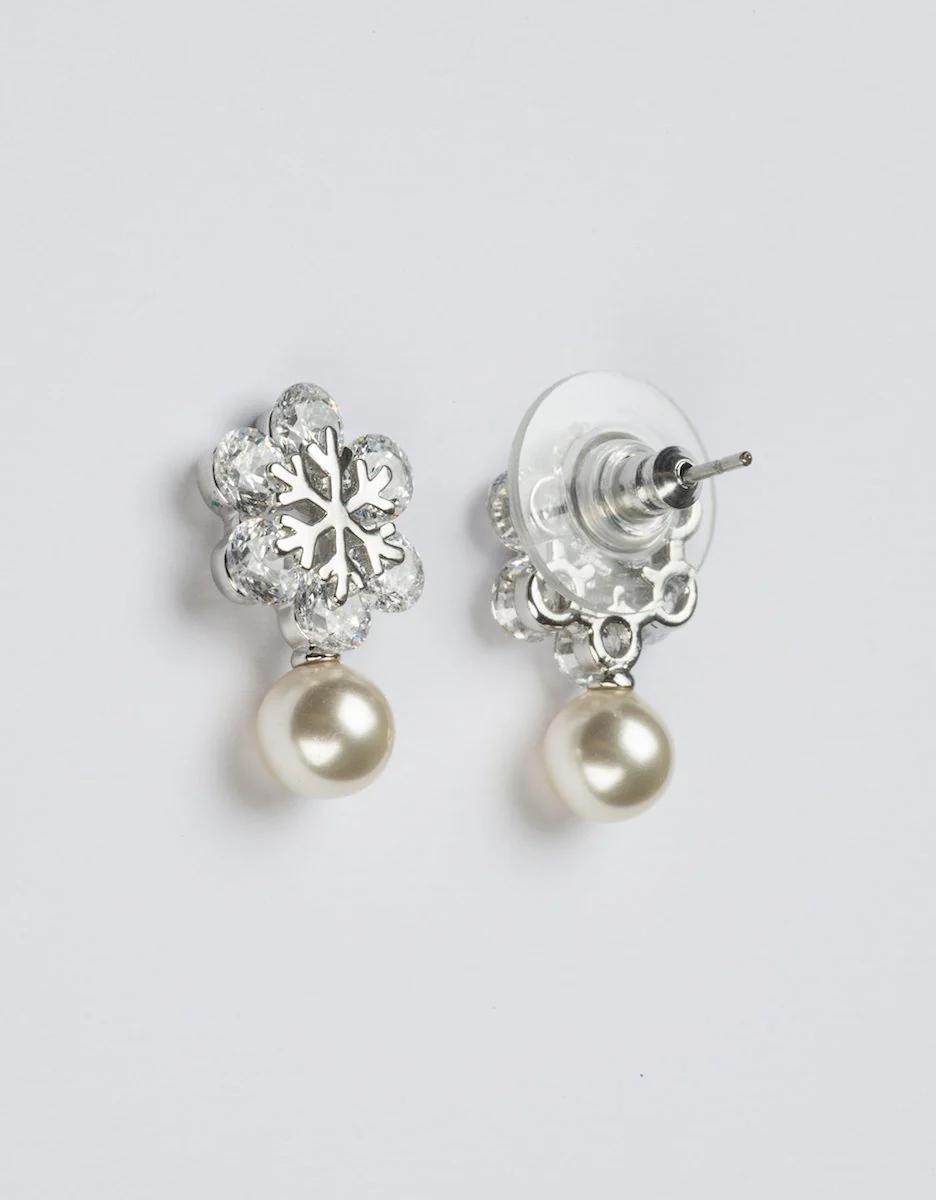Orecchini Cristallo di Neve in Metallo e Perla - immagine 3