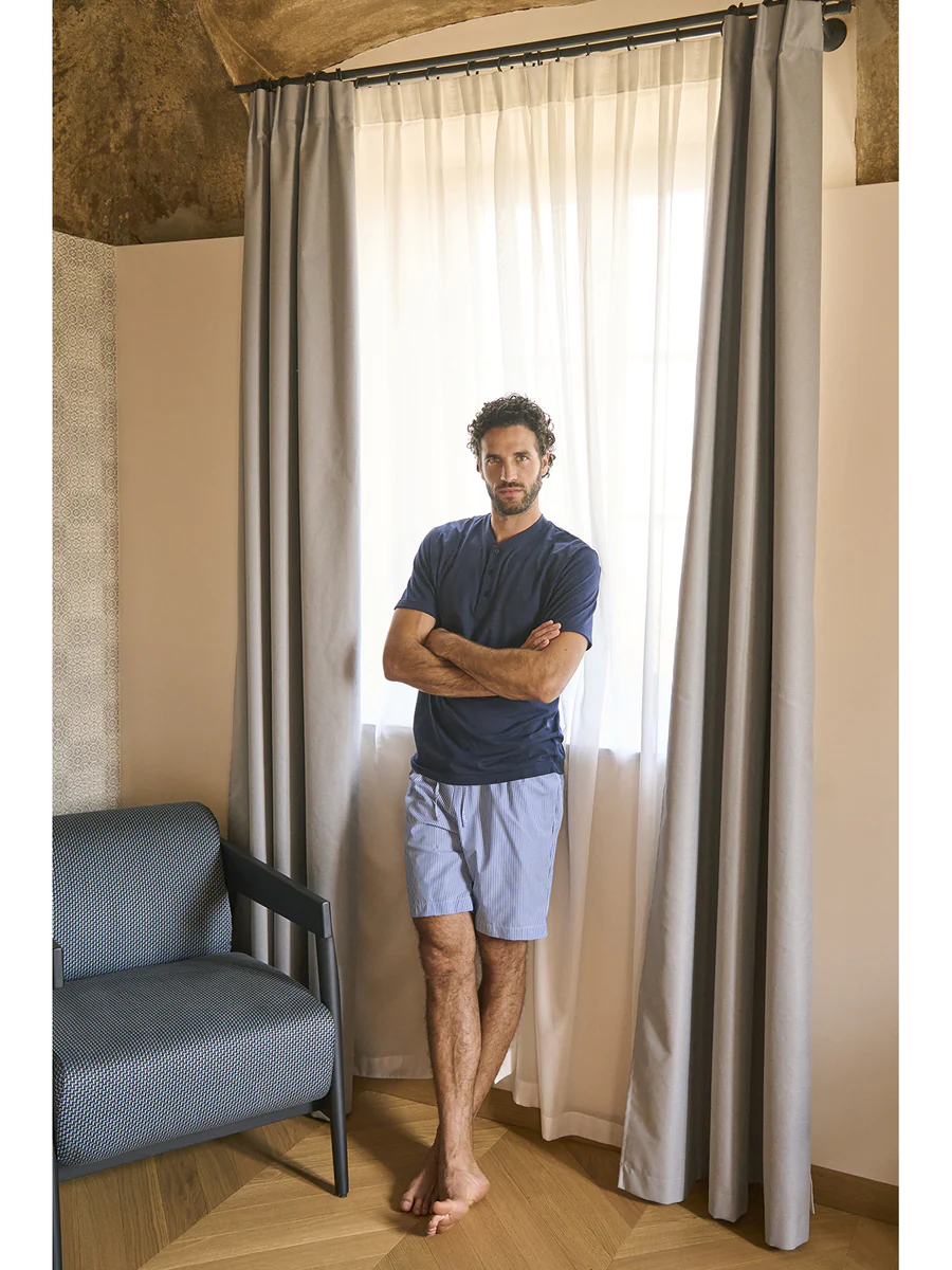 Pigiama corto a serafino in jersey e popeline di puro cotone con il pantaloncino a righe - immagine 5